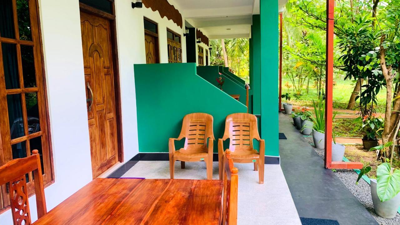 Sigiri Starwing Villa Sigiriya Eksteriør bilde