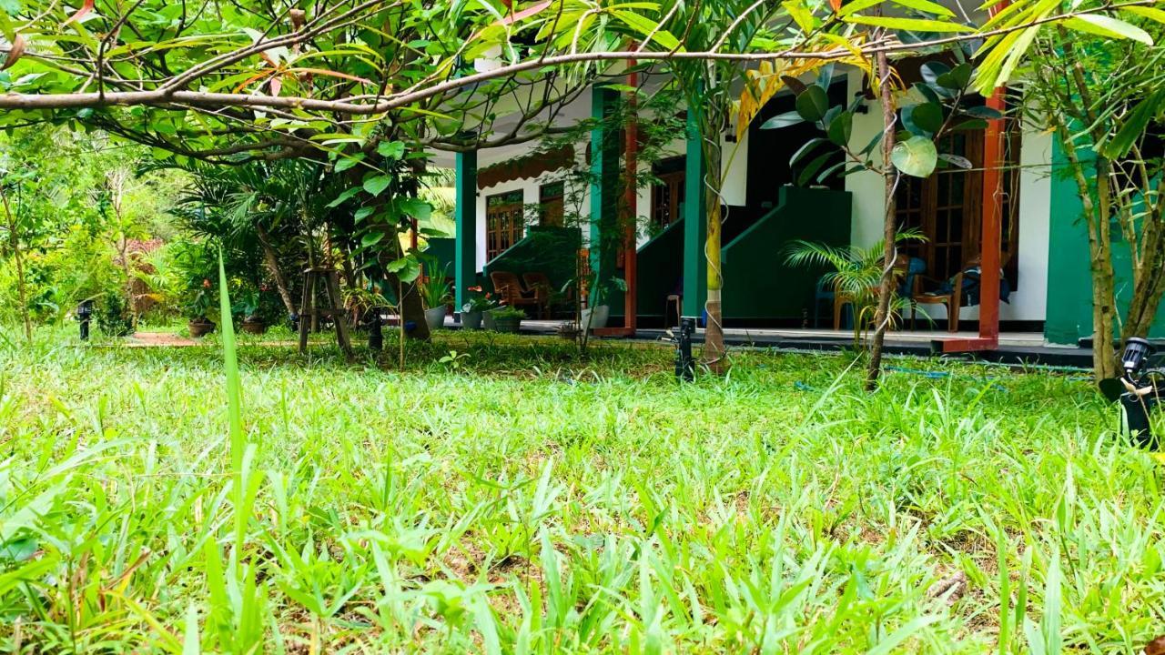 Sigiri Starwing Villa Sigiriya Eksteriør bilde