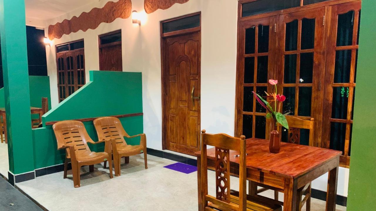 Sigiri Starwing Villa Sigiriya Eksteriør bilde