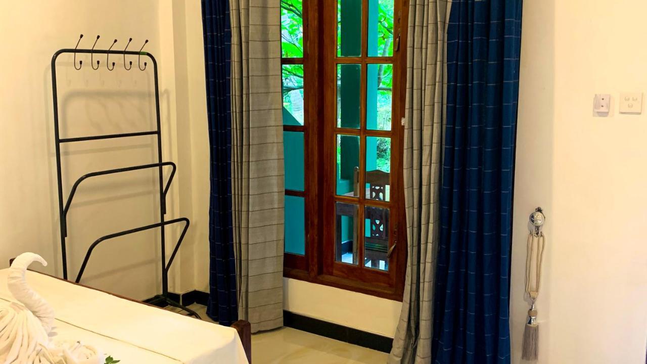 Sigiri Starwing Villa Sigiriya Eksteriør bilde